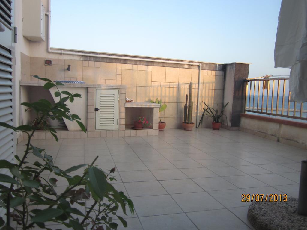 Attico Con Vista Panoramica Sul Mare Apartman Sciacca Szoba fotó